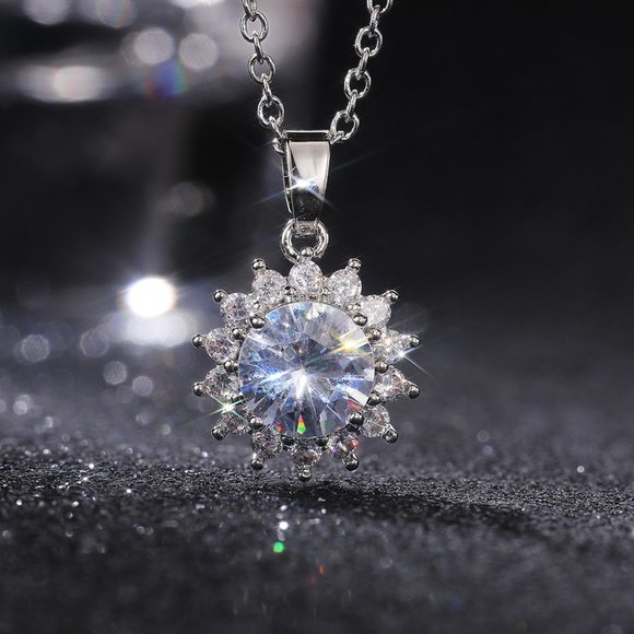 💝 Shiny Round Sun Flower CZ Silver Romantic Necklace for Women, EVGG1099 - Picture 1 of 5